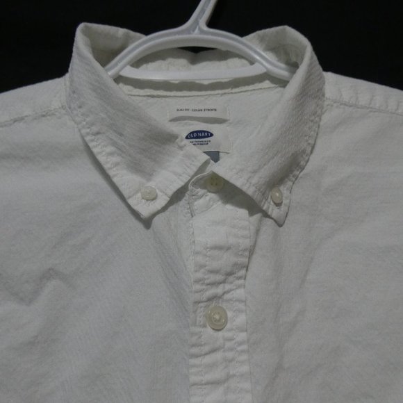 OLD NAVY | Slim Fit | large | 100% Cotton | Textured White Button-Up Dress Shirt - Picture 3 of 16